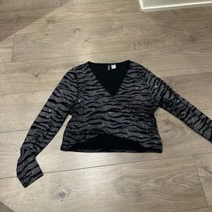 Brand New H&M long sleeve